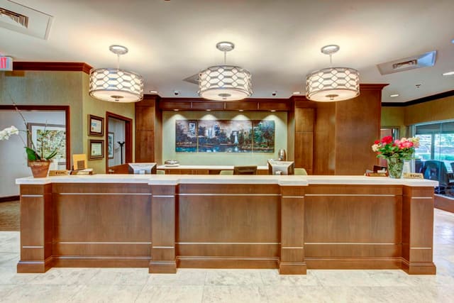 Charlotte Bank (Paragon) - interior design by Design Works Studio