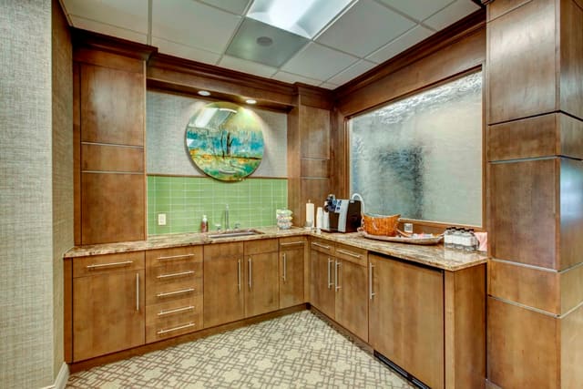 Coffee Bar at Paragon Bank