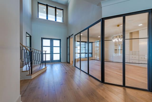 Foyer Entrance Looking into Dining Room