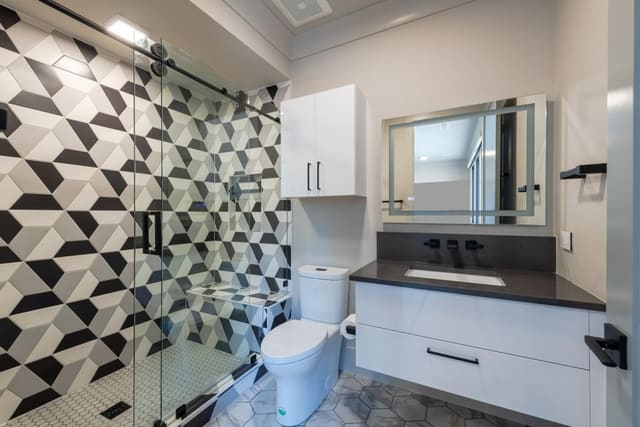 Guest Bath with Geometric Shower Tile