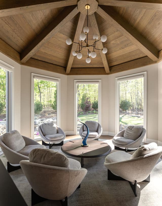 Sun Room/Common Area