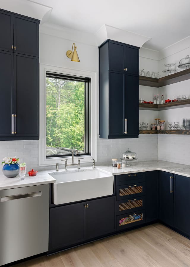 Butler's pantry.