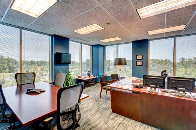 Executive Office at Hatteras Office
