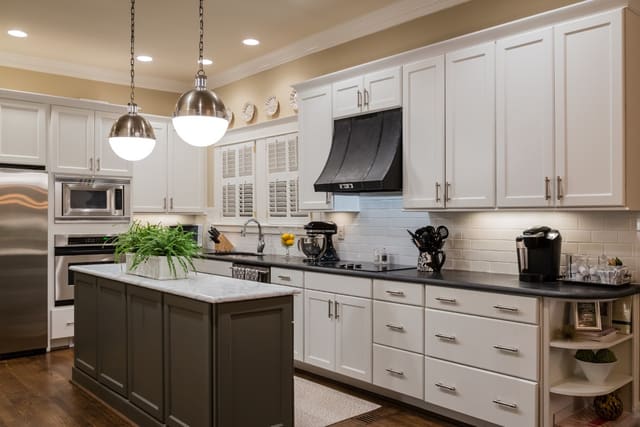 Raleigh Home (Five Points) - interior design by Design Works Studio