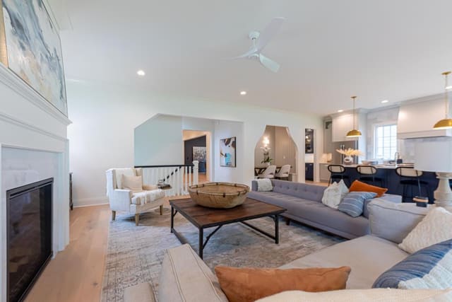 Open concept living room into kitchen