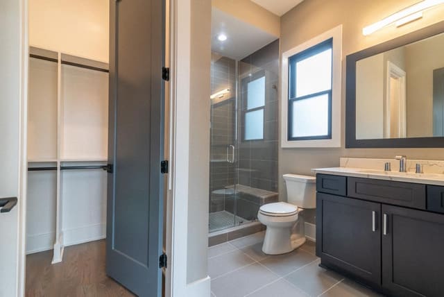 Guest Bath and Walk-in Closet