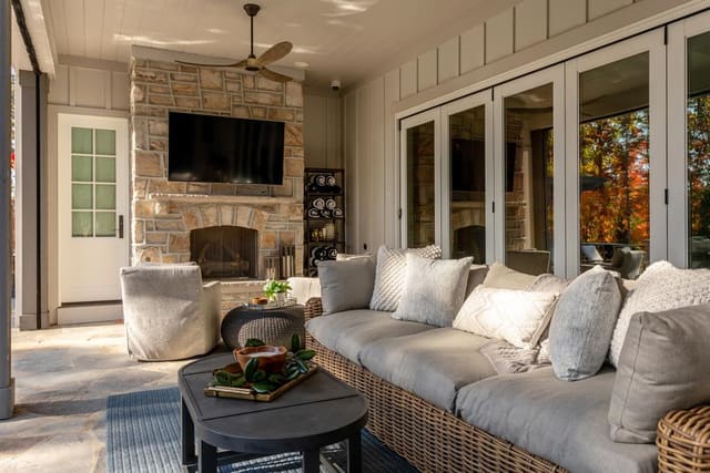 Outdoor Living Area with Summer Classics Sofa
