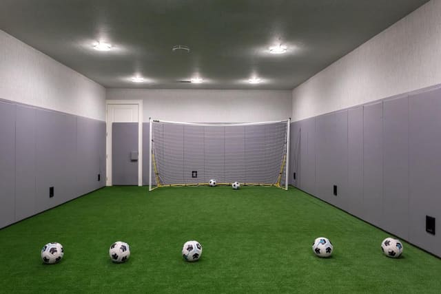 Athletic Room