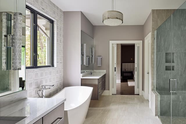 Master Bathroom with garden tub